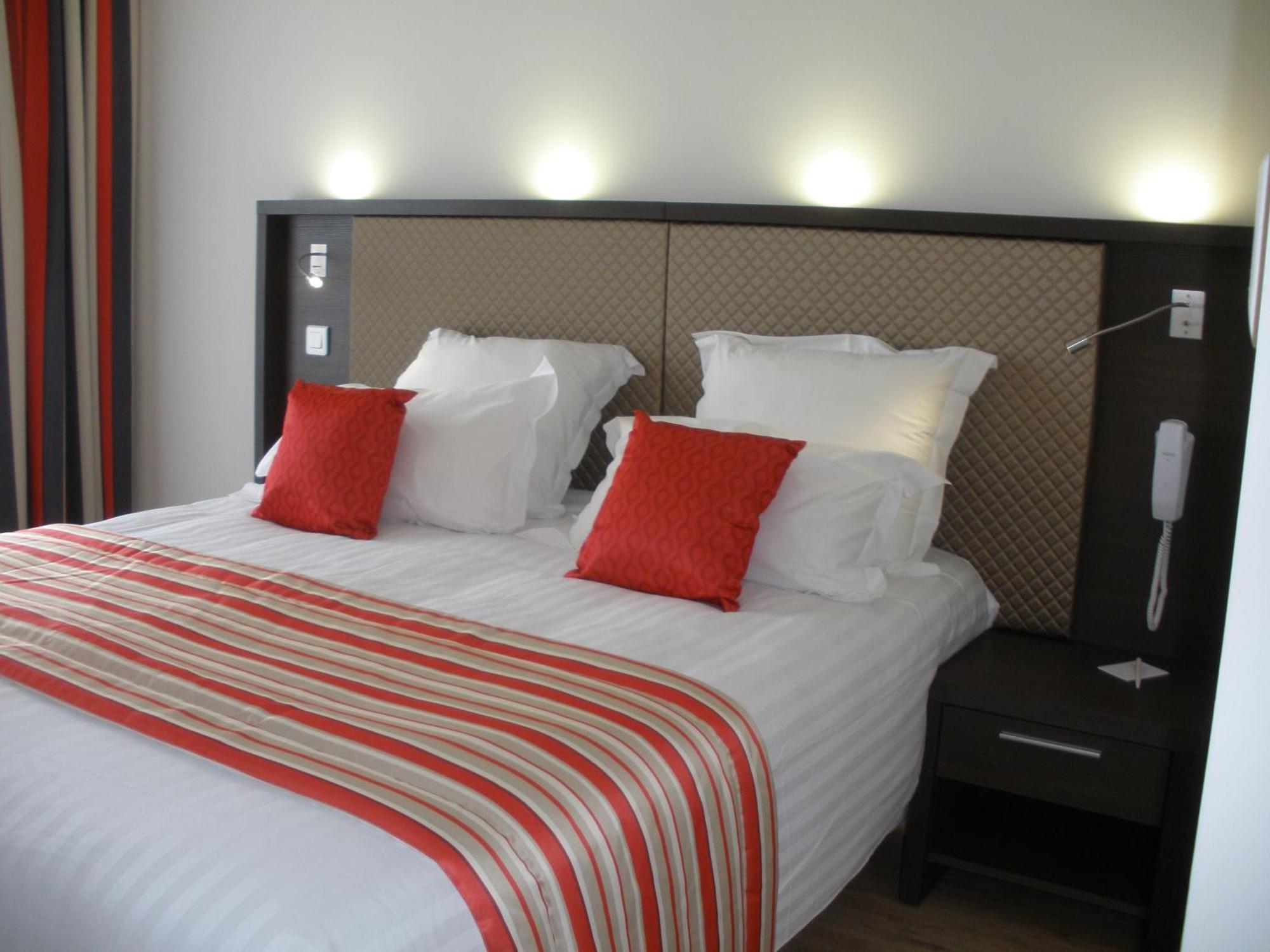 Hotel Restaurant Splendid Camargue Le Grau-du-Roi Ngoại thất bức ảnh