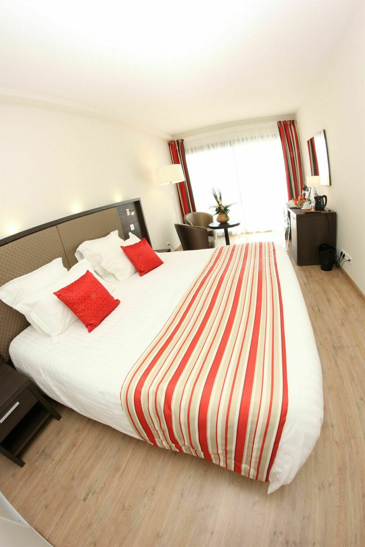 Hotel Restaurant Splendid Camargue Le Grau-du-Roi Ngoại thất bức ảnh