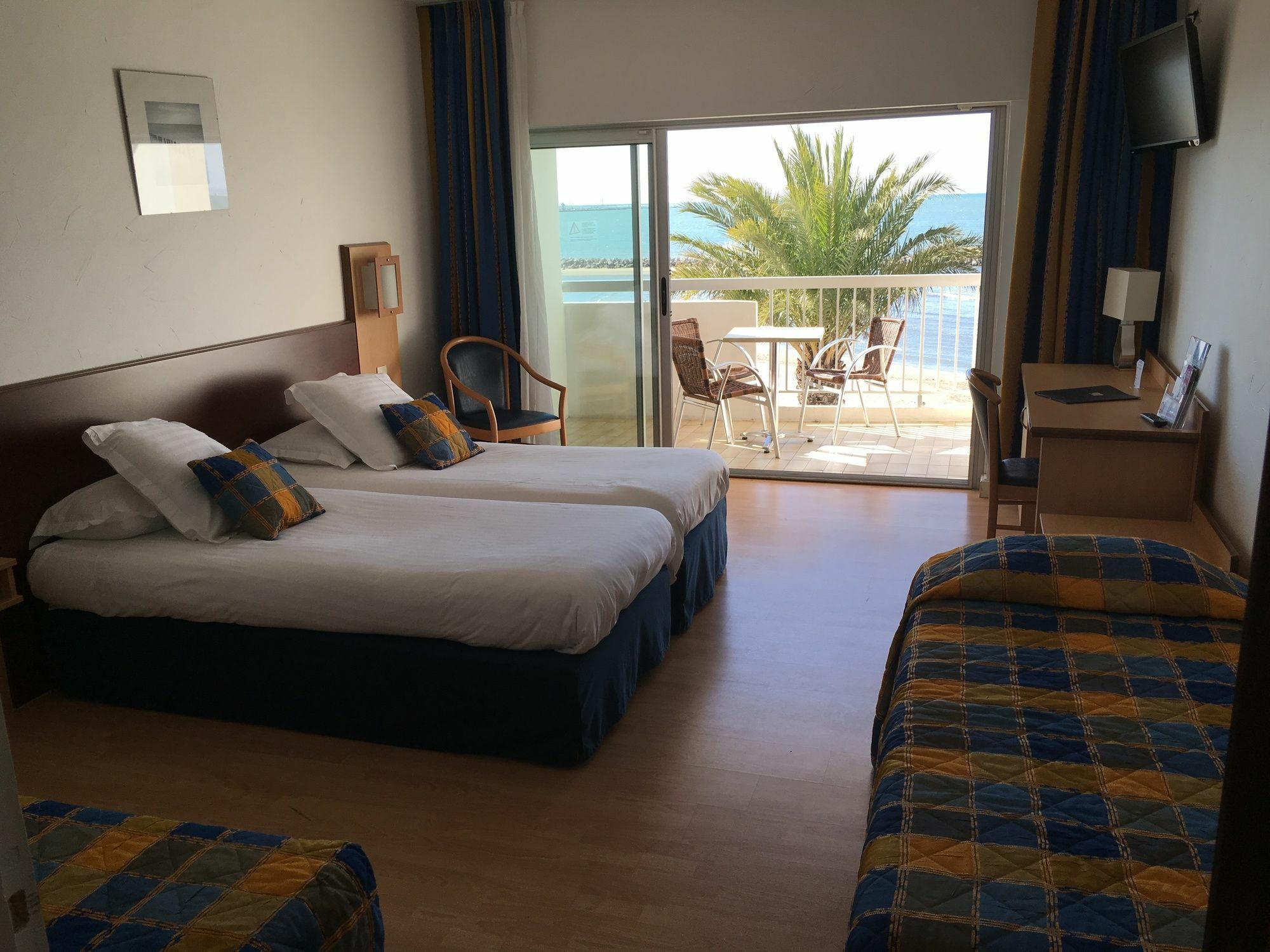 Hotel Restaurant Splendid Camargue Le Grau-du-Roi Ngoại thất bức ảnh